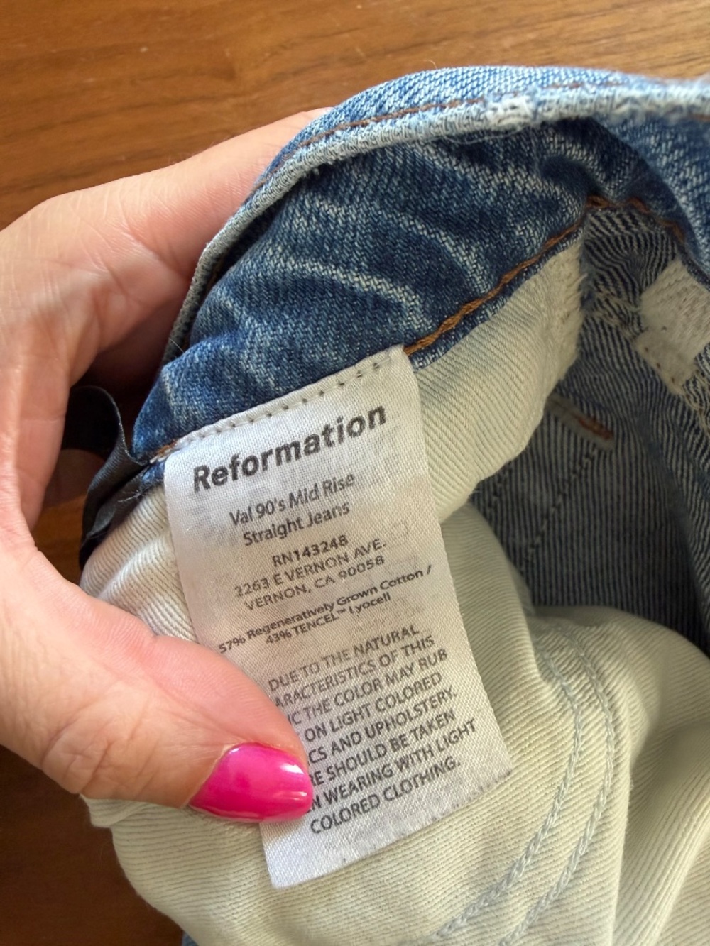 Reformation- Val 90’s Mid Rise Jeans - Picture 4 of 4